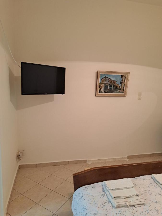 Persefoni'S Room Nea Kios Exterior photo